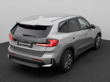 iX1 eD20 Kamera DAB Fernlichtassis Komfort Sport