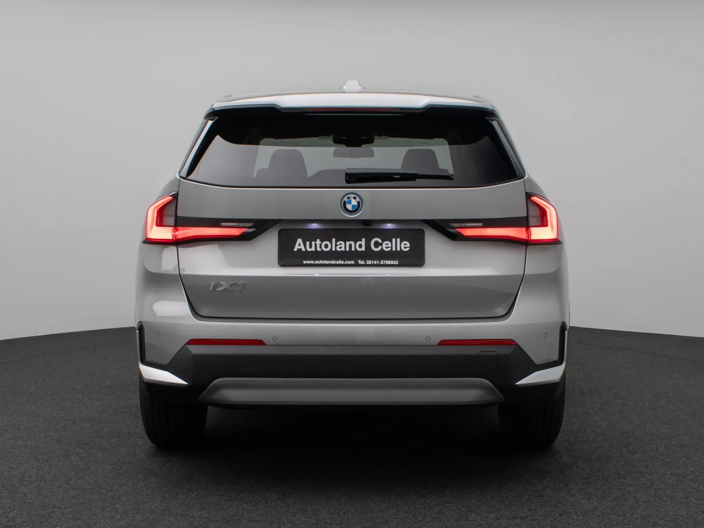 iX1 eD20 Kamera DAB Fernlichtassis Komfort Sport