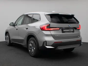 iX1 eD20 Kamera DAB Fernlichtassis Komfort Sport