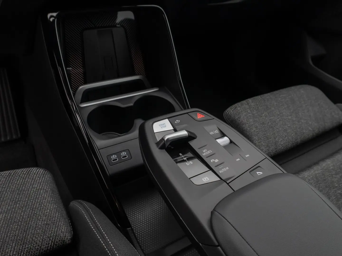 iX1 eD20 Kamera DAB Fernlichtassis Komfort Sport