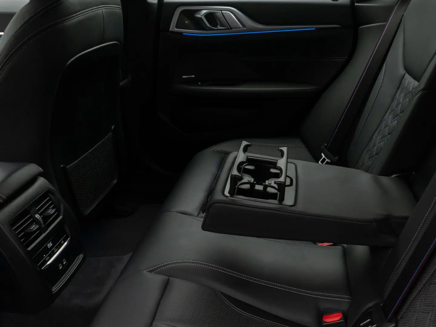 i4 M50 Gran Coupé Kamera Laser H K HUD ACC AHK