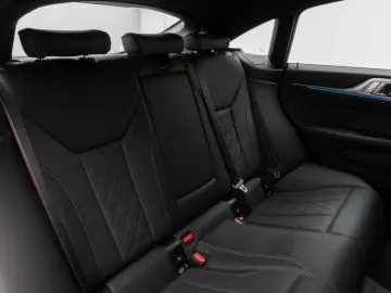 i4 M50 Gran Coupé Kamera Laser H K HUD ACC AHK