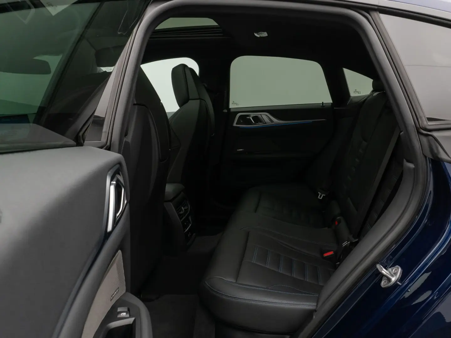 i4 M50 Gran Coupè Glasdach Laser 360 HUD H K