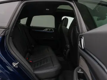 i4 M50 Gran Coupè Glasdach Laser 360 HUD H K