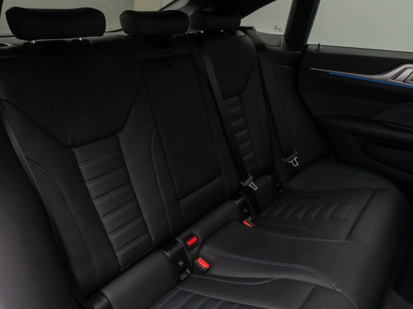 i4 M50 Gran Coupè Glasdach Laser 360 HUD H K