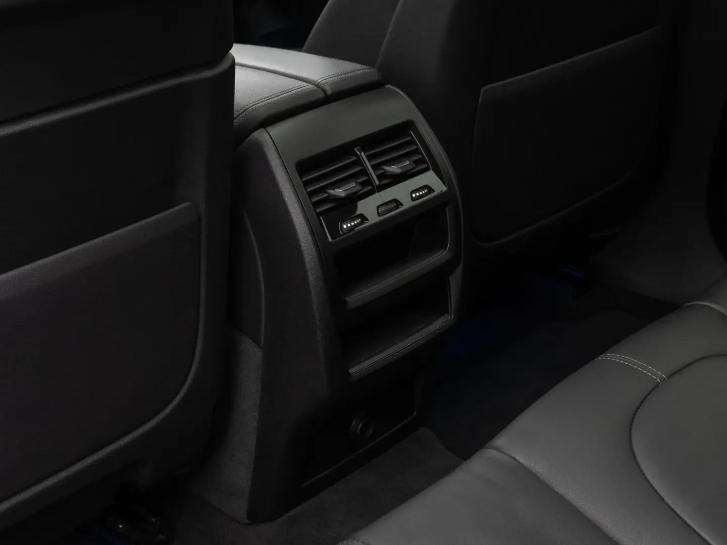 X6 xD30d M Sport Panorama Laser 360 HUD SoftClos