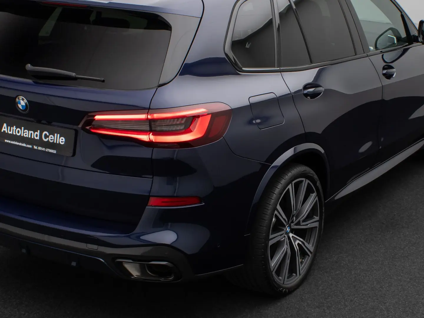 X5 xD40i M Sport Panorama 360 Laser HUD DAB B&W