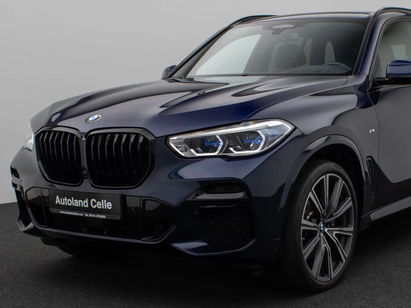 X5 xD40i M Sport Panorama 360 Laser HUD DAB B&W
