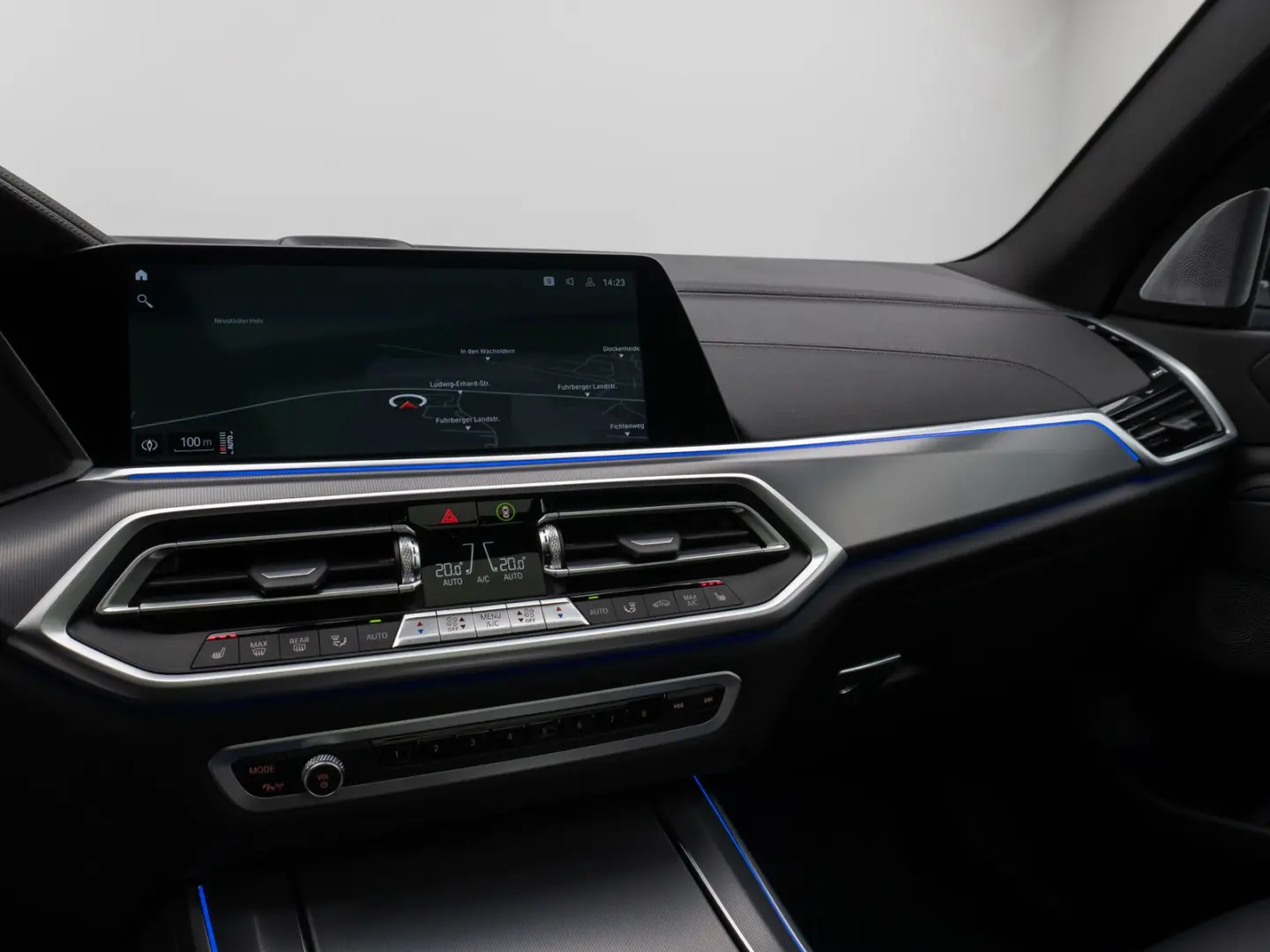 X5 xD40i M Sport Panorama 360 Laser HUD DAB B&W