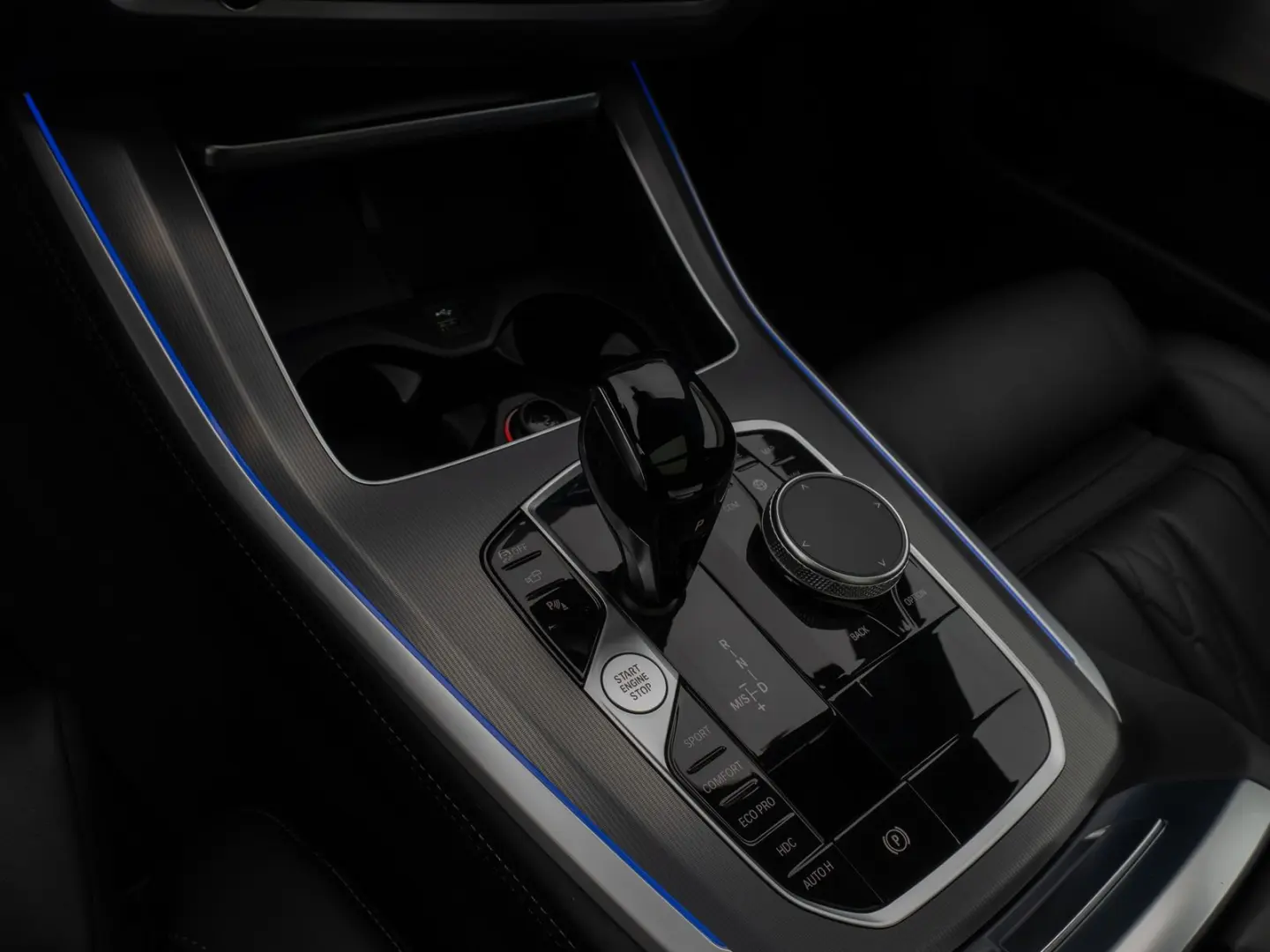 X5 xD40i M Sport Panorama 360 Laser HUD DAB B&W