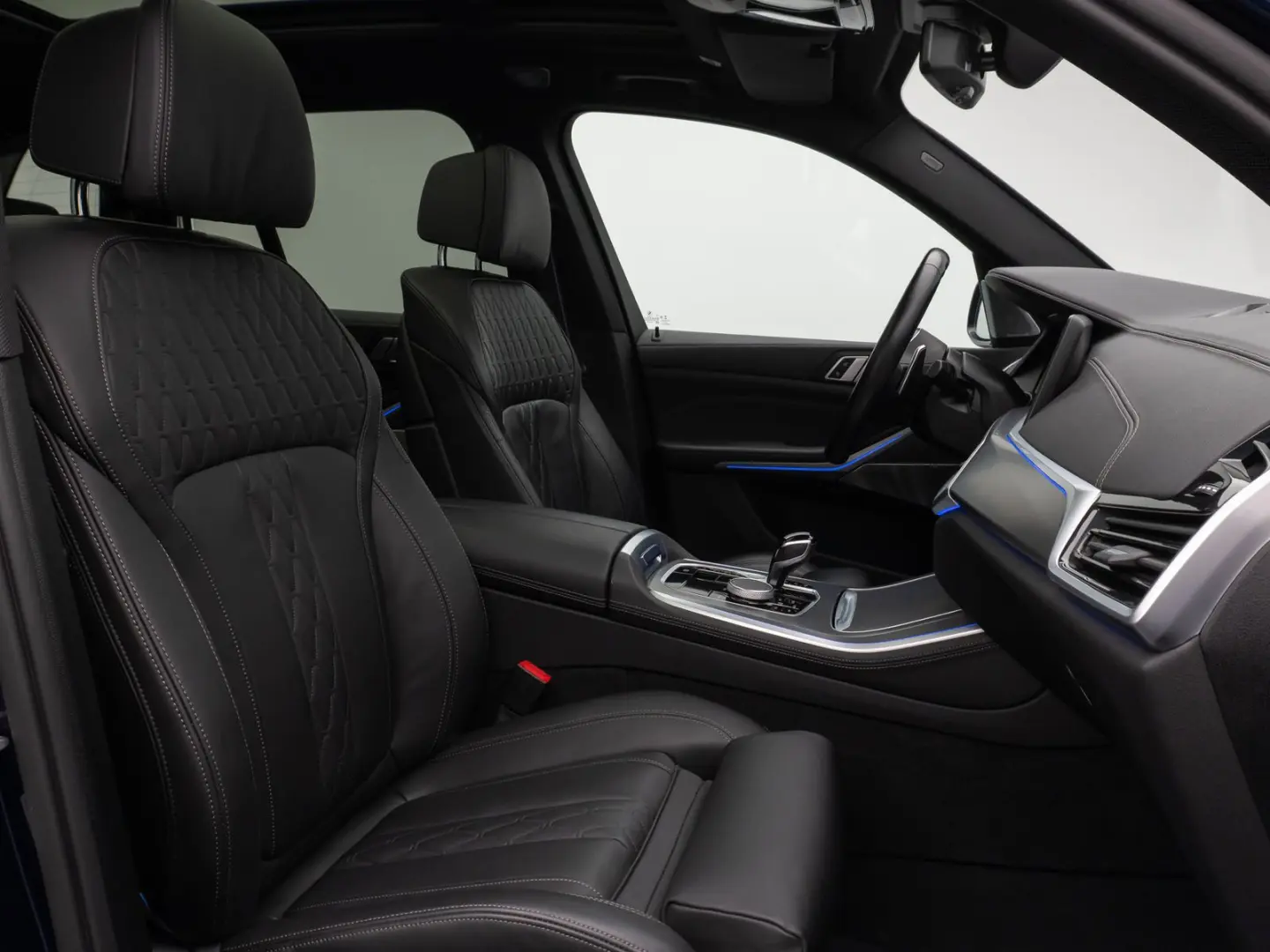 X5 xD40i M Sport Panorama 360 Laser HUD DAB B&W