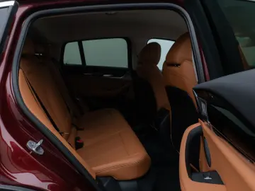 X4 xD30d Kamera DAB CockPitPlus AHK Sport LED