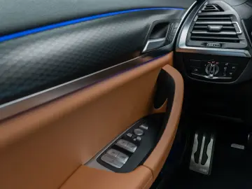 X4 M40d 360  Laser DAB Panorama HUD Komfort HiFi