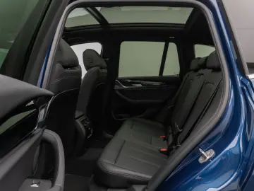 X3 xD30i Panorama Kamera DAB HiFi 19Zoll