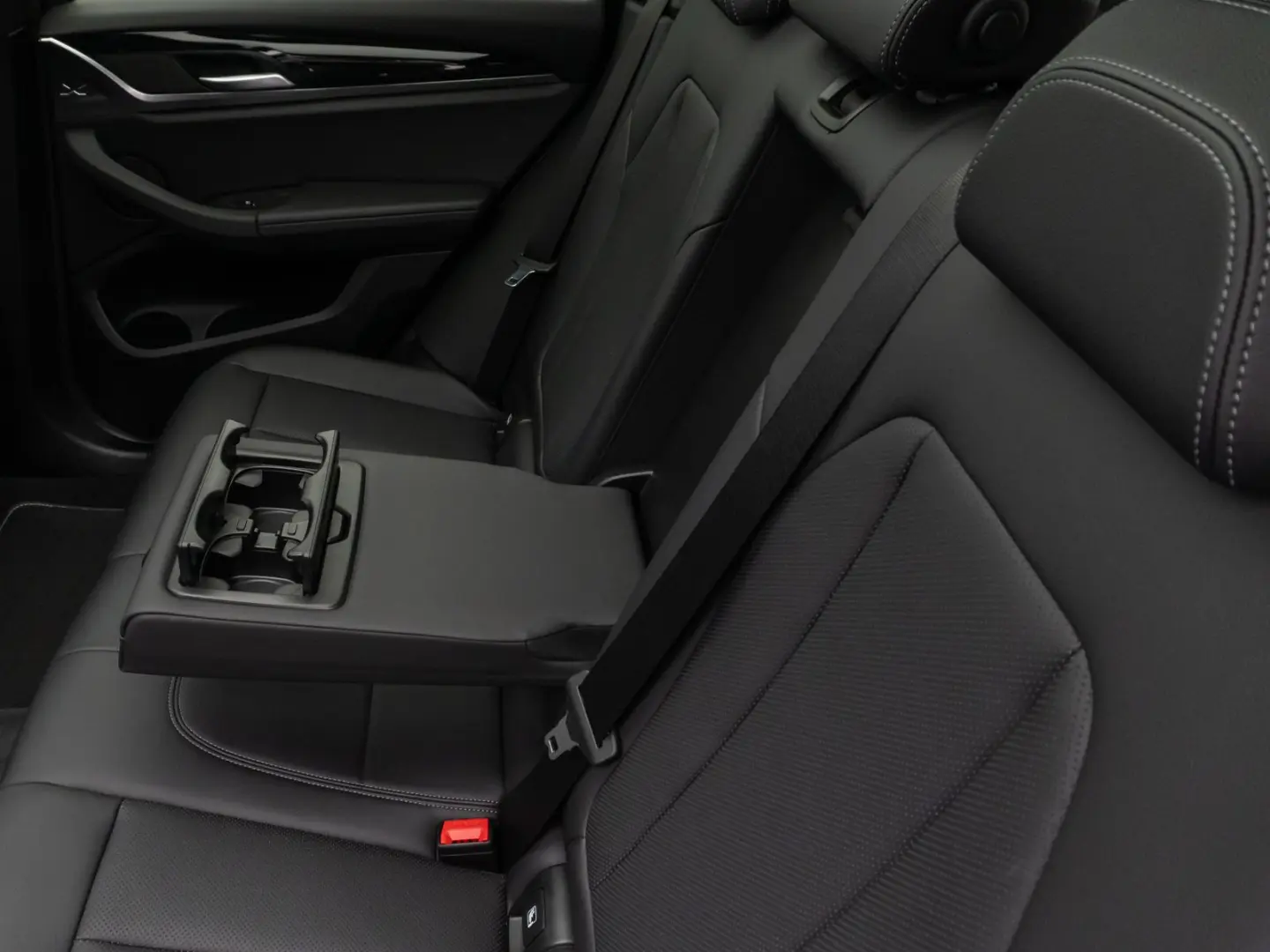 X3 xD30i Panorama Kamera DAB HiFi 19Zoll