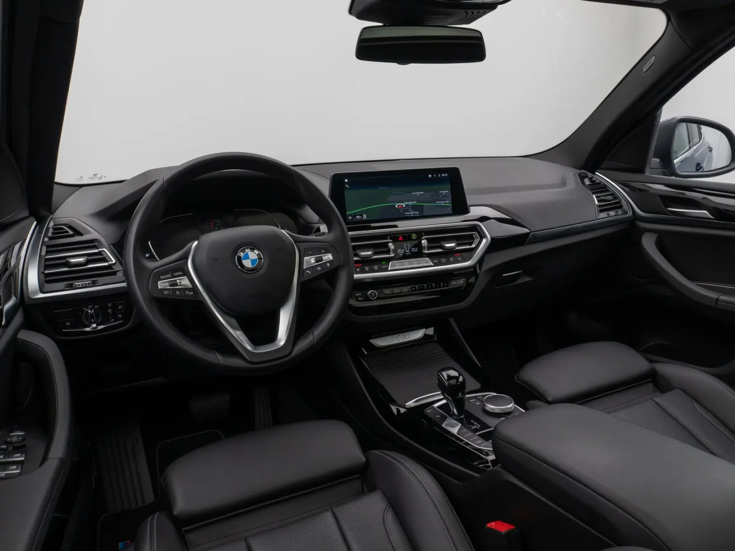 X3 xD30i Panorama Kamera DAB HiFi 19Zoll