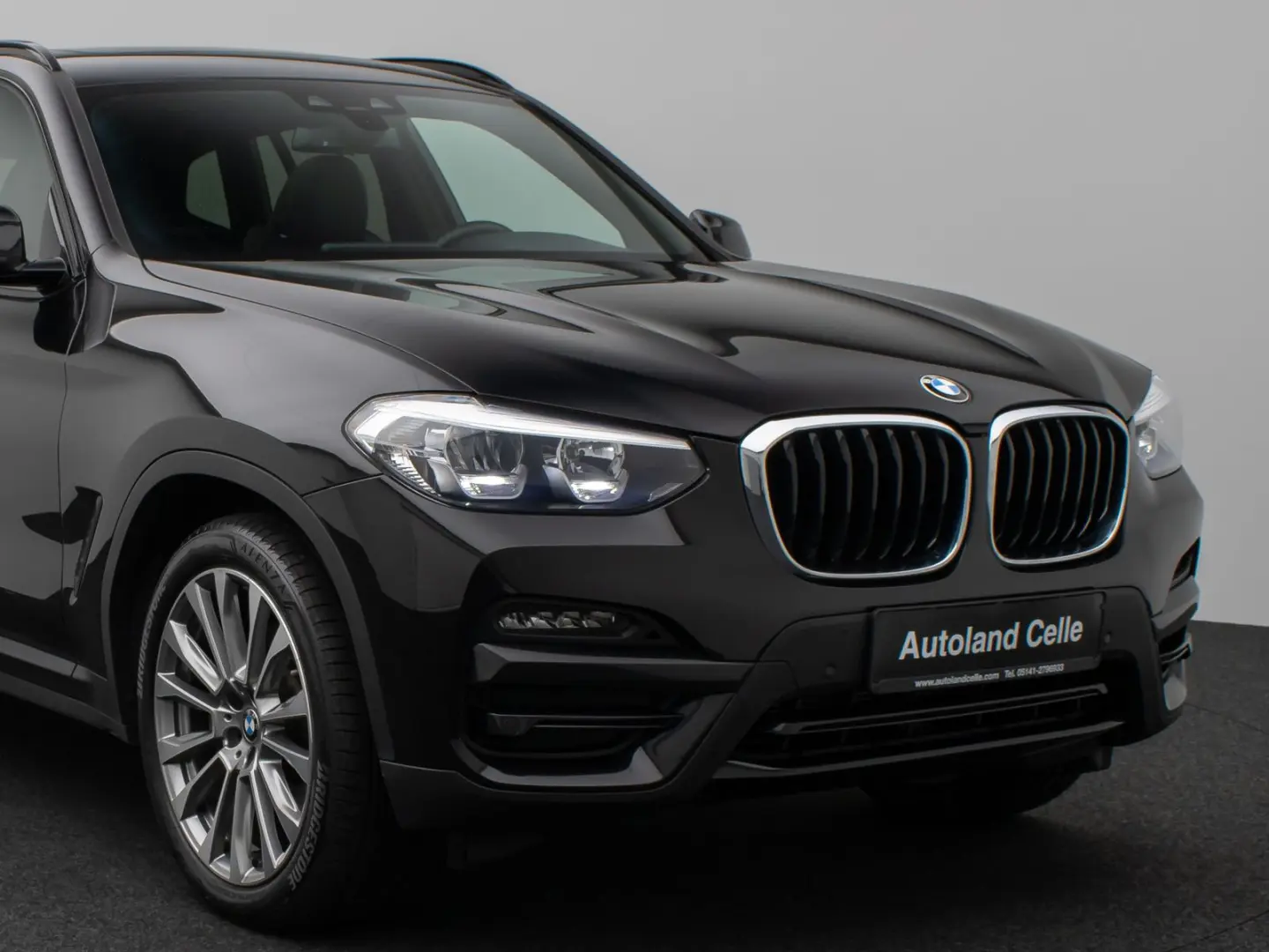 X3 xD30e Panorama HUD DAB HiFi Komfort Sport 20