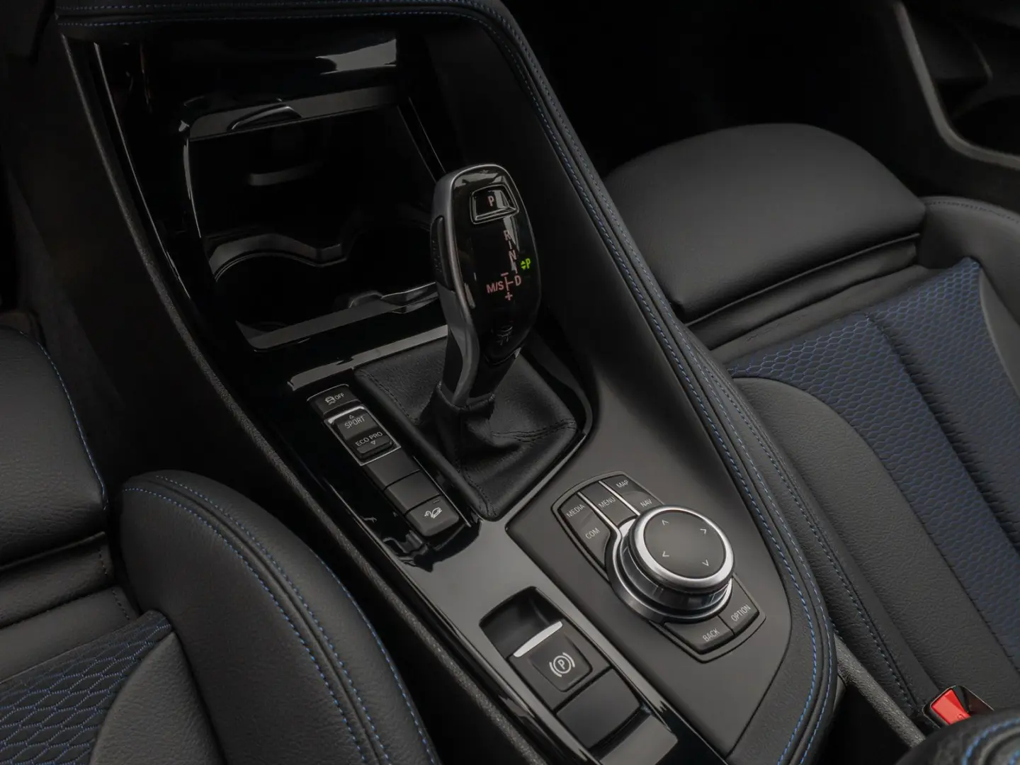 X2 xD20i M Sport DAB HUD NaviPlus Alarm 19Zoll