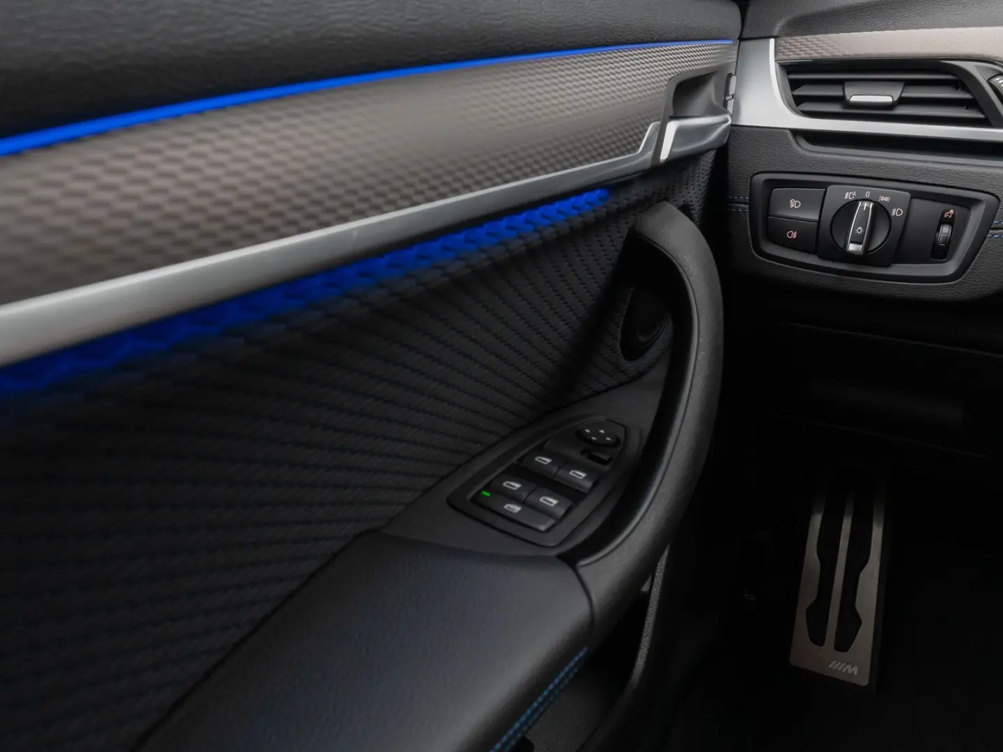 X2 xD20i M Sport DAB HUD NaviPlus Alarm 19Zoll