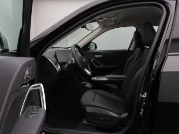 X1 sD18i xLine Kamera DAB Komfort Alarm AHK LED