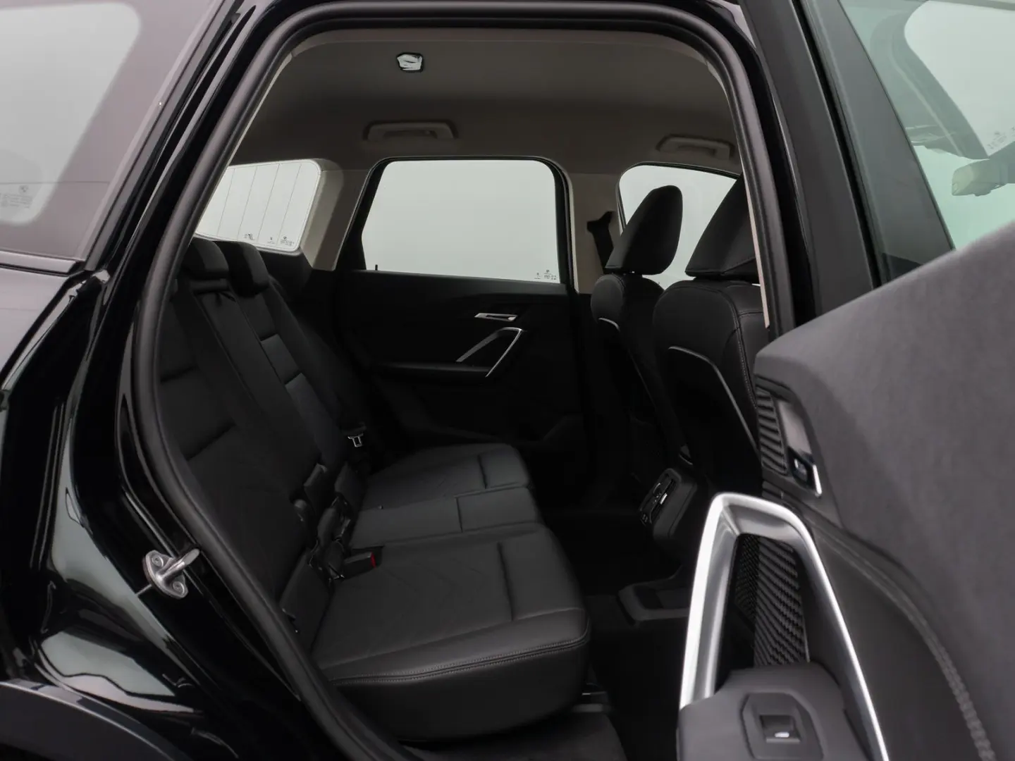 X1 sD18i xLine Kamera DAB Komfort Alarm AHK LED