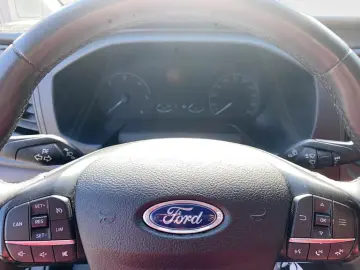 Ford Tourneo Custom Bus 320 2.0 EcoBlue 130 CP L1