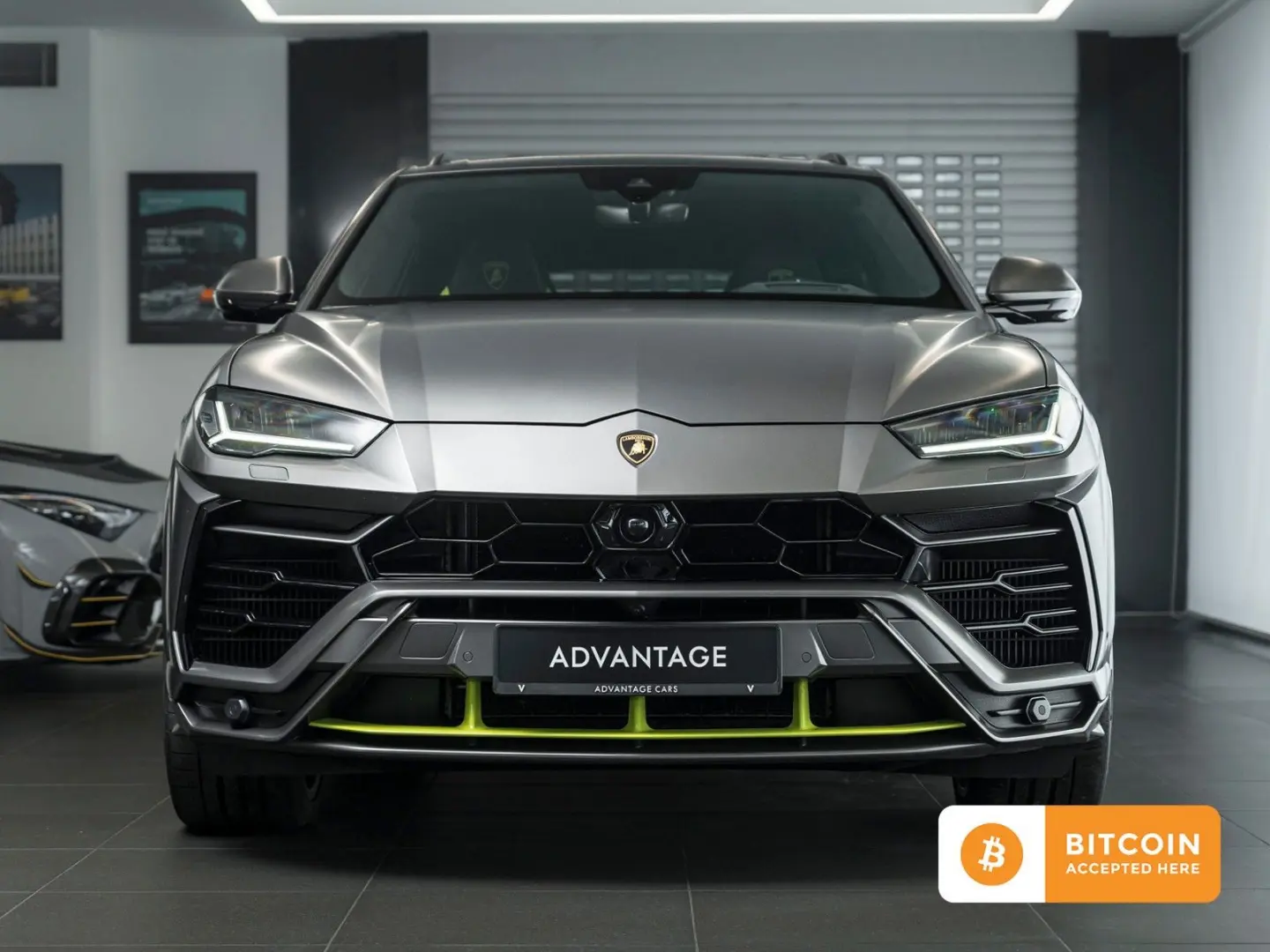 Urus Graphite Capsule Pano B&O 3D 5-seat 360