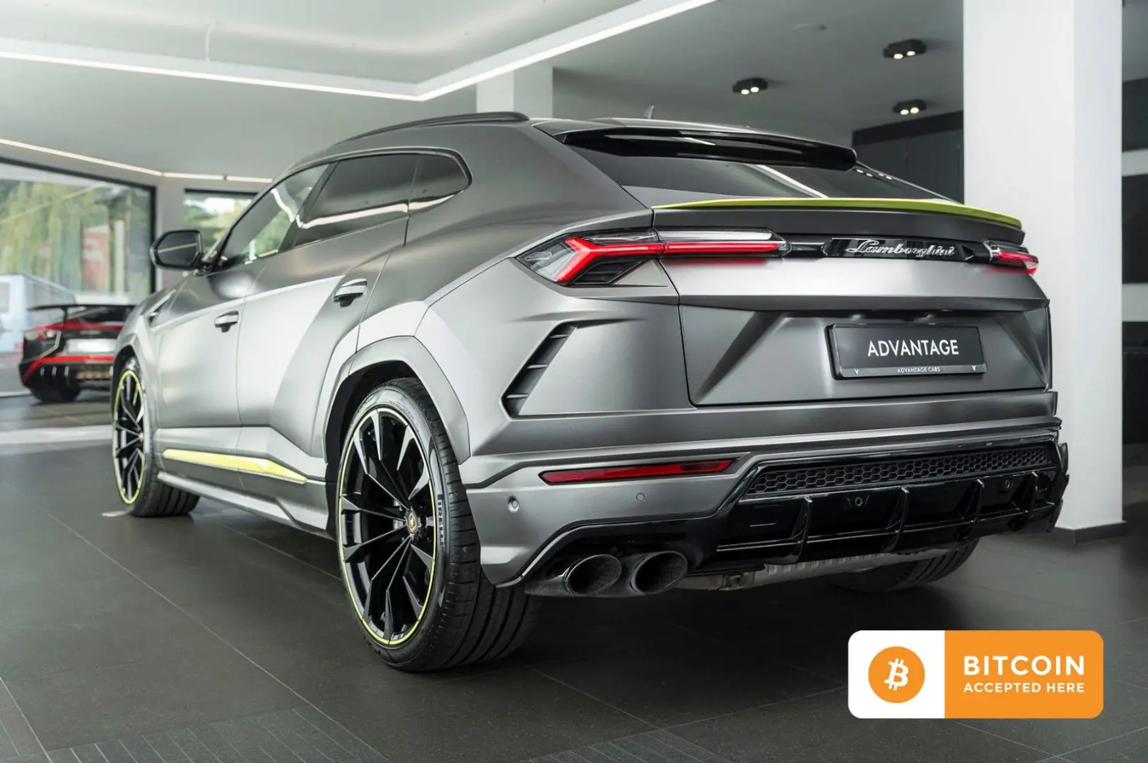 Urus Graphite Capsule Pano B&O 3D 5-seat 360