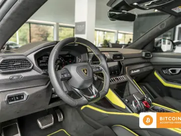 Urus Graphite Capsule Pano B&O 3D 5-seat 360