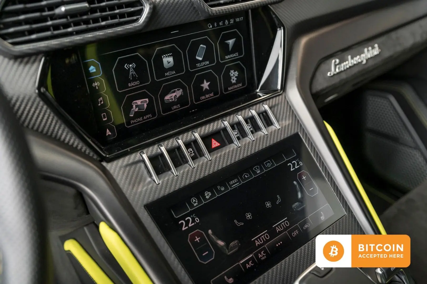 Urus Graphite Capsule Pano B&O 3D 5-seat 360