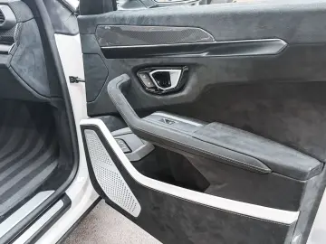 Urus Performante PPF ADAS B&O-3D Head-Up