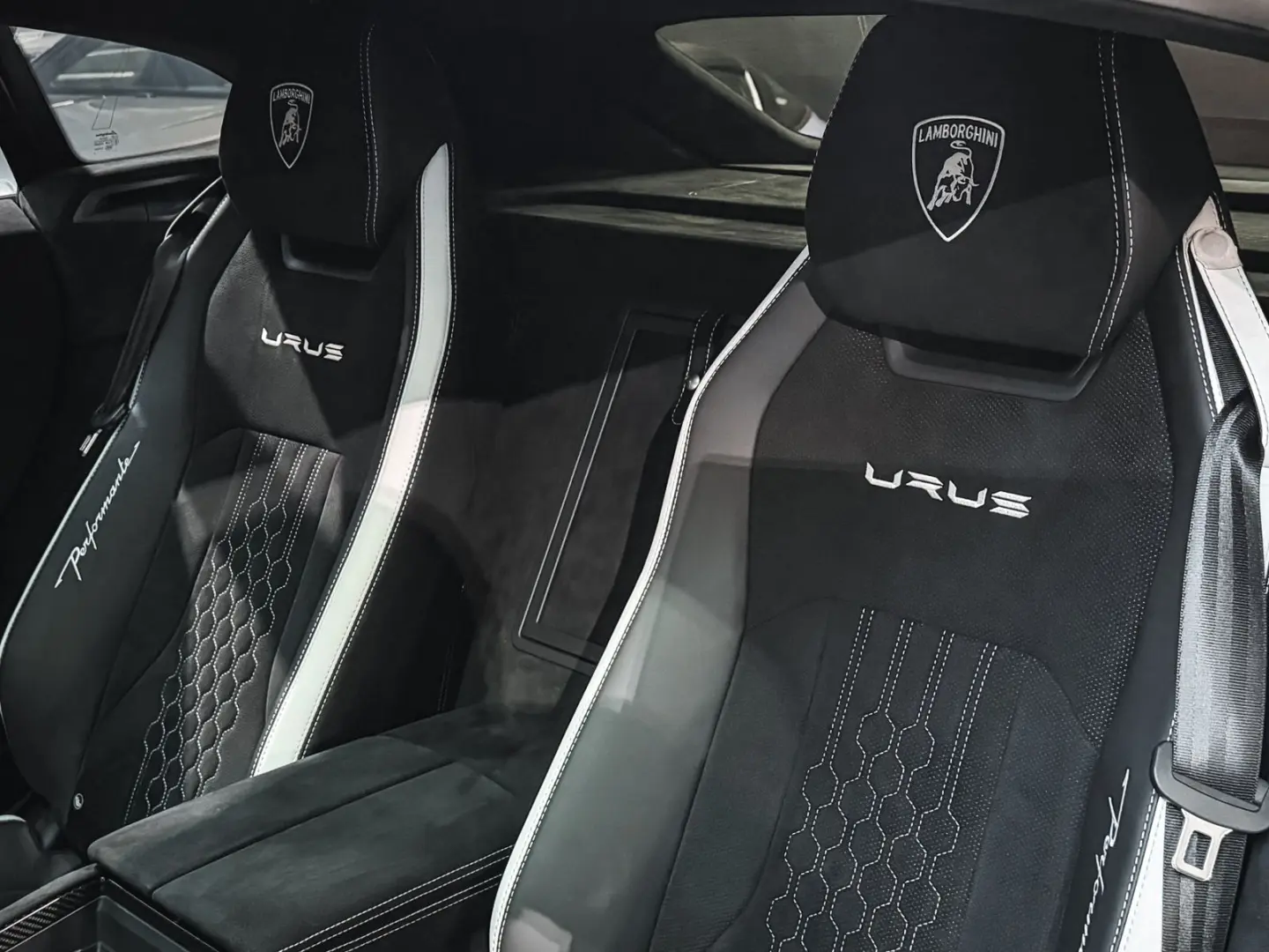 Urus Performante PPF ADAS B&O-3D Head-Up