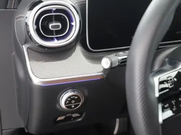 CLE 200 Coupé AMG Line 2x LED MBUX Pano WiPa 360