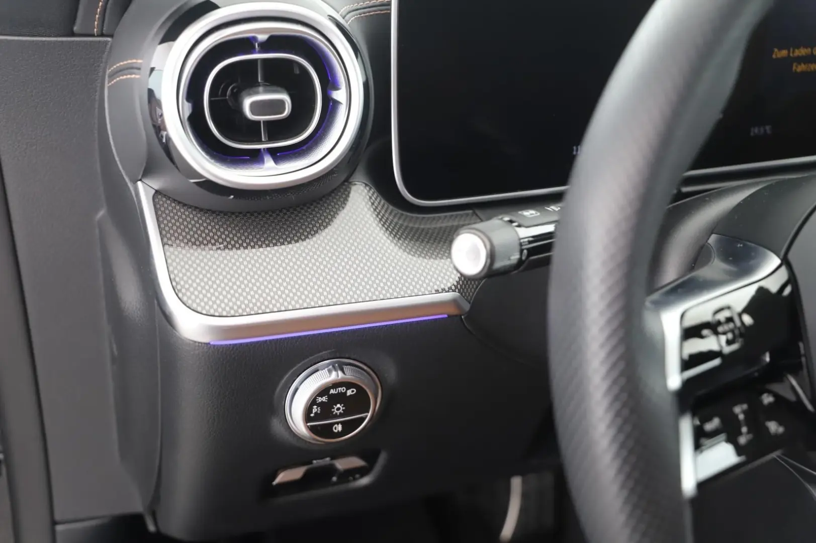 CLE 200 Coupé AMG Line 2x LED MBUX Pano WiPa 360