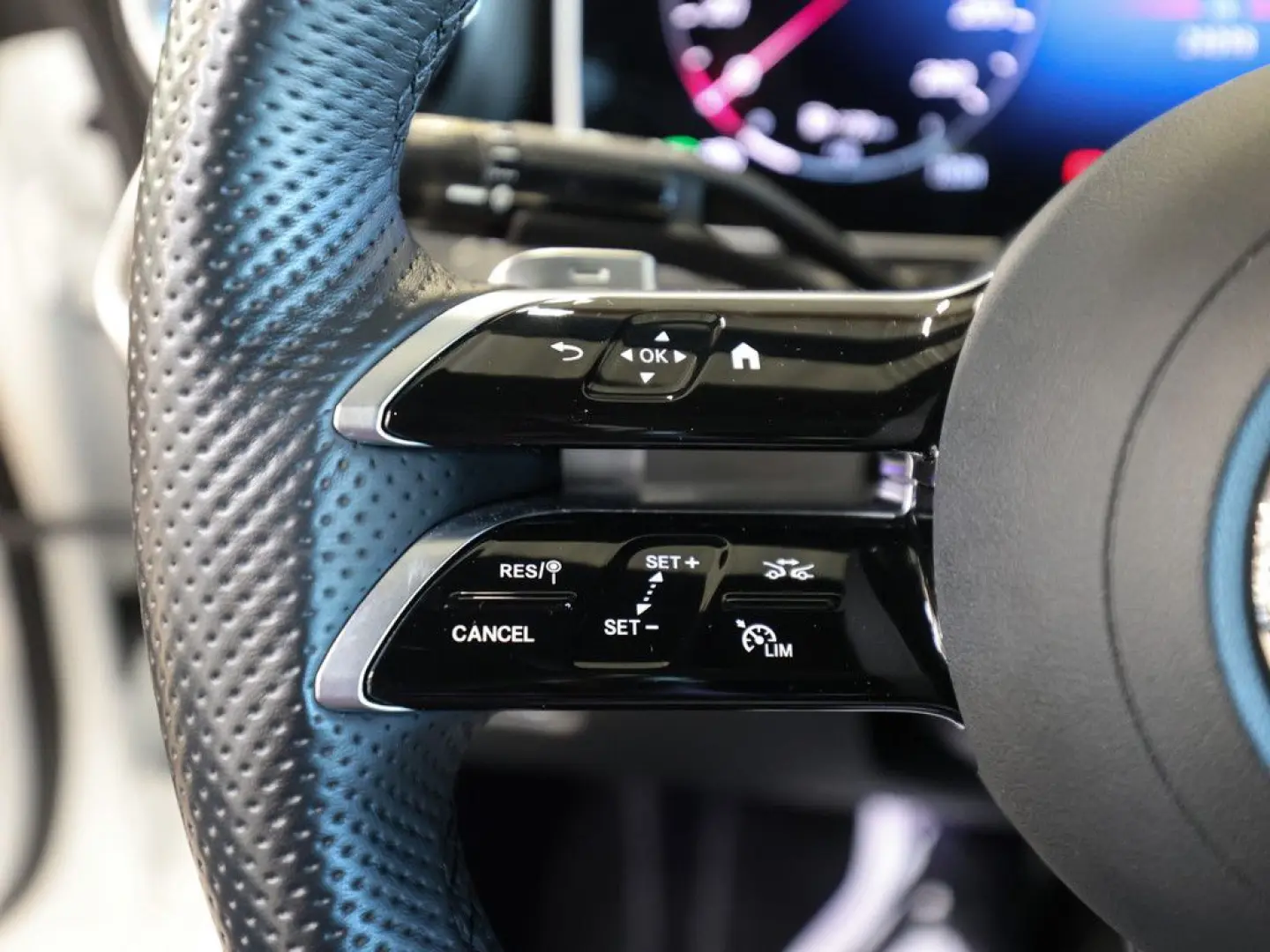 CLE 220 d Coupé AMG Sport Advanced  LED Pano Nav