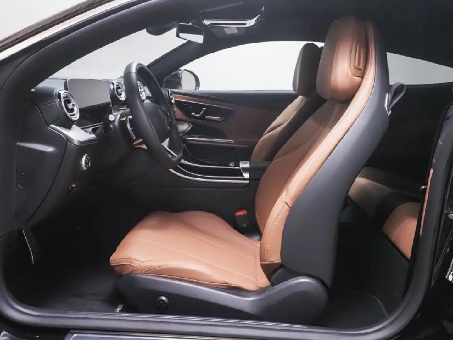 CLE 200 Coupe AMG AdvancedPlus Pano Burm3D Distr