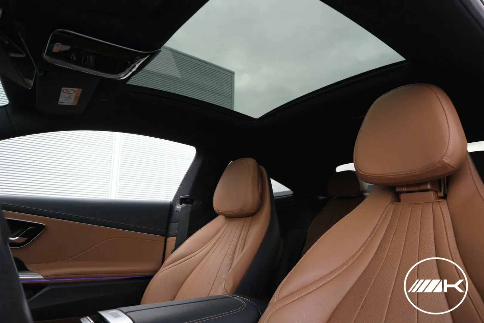 CLE 200 AMG 20  ADVAN MASSAGE STDHZG DISTR PANO