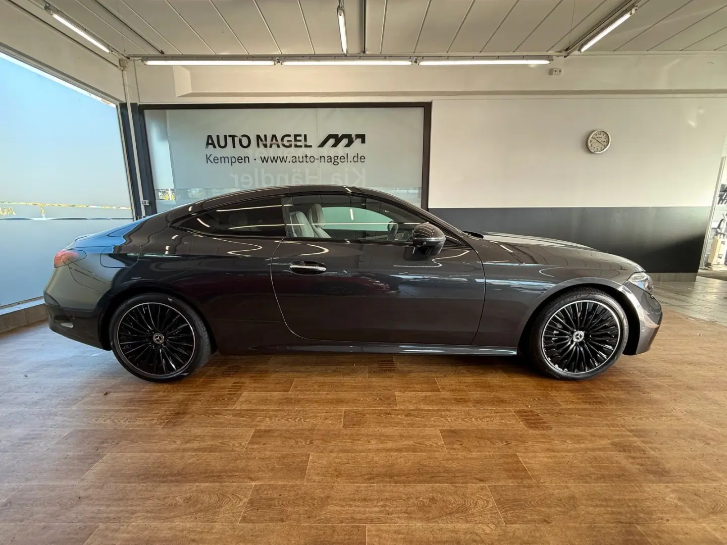 CLE 220 d Coupe AMG  DIGITAL-LIGHT NAVI AHK 360