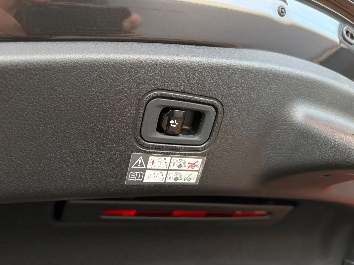 CLE 220 d Coupe AMG  DIGITAL-LIGHT NAVI AHK 360