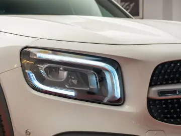 Mercedes-Benz GLB 250 AMG Line 4Matic