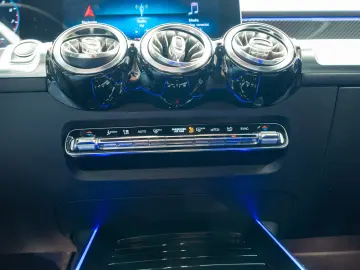 Mercedes-Benz GLB 250 AMG Line 4Matic