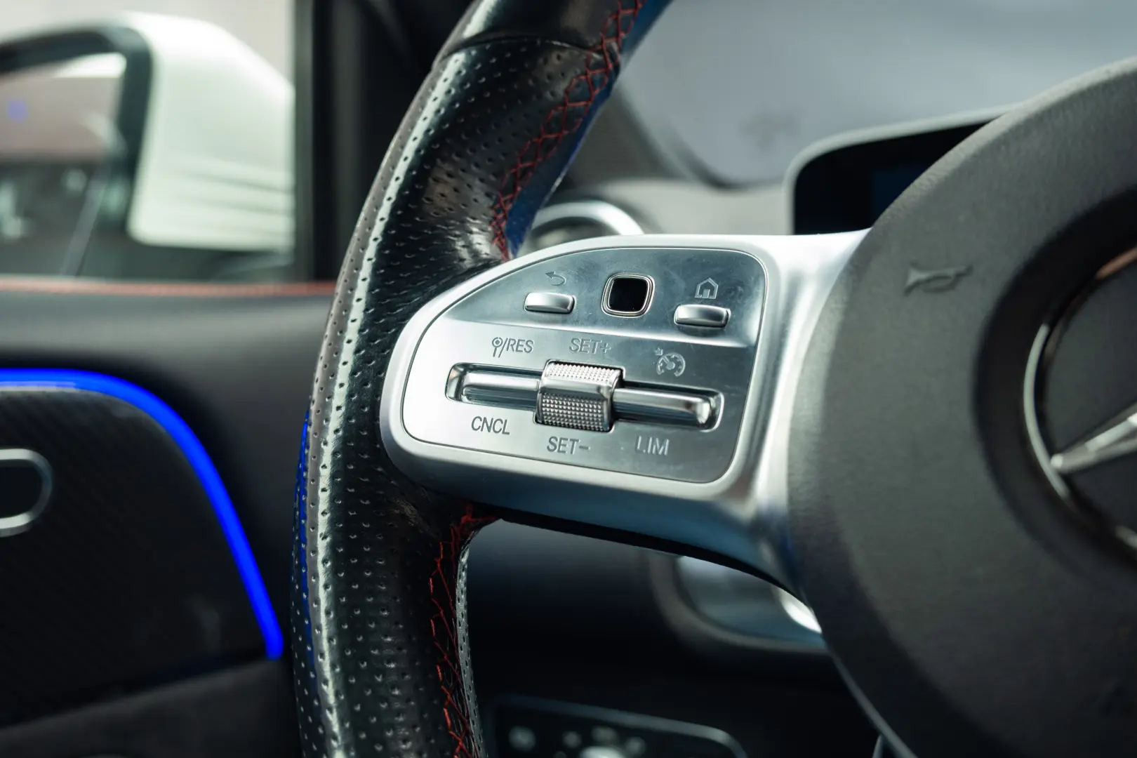 Mercedes-Benz GLB 250 AMG Line 4Matic