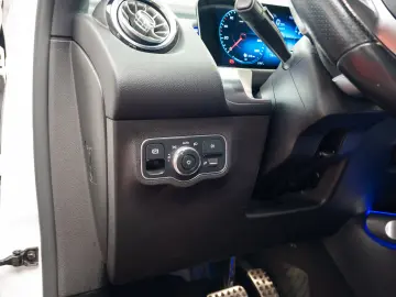 Mercedes-Benz GLB 250 AMG Line 4Matic