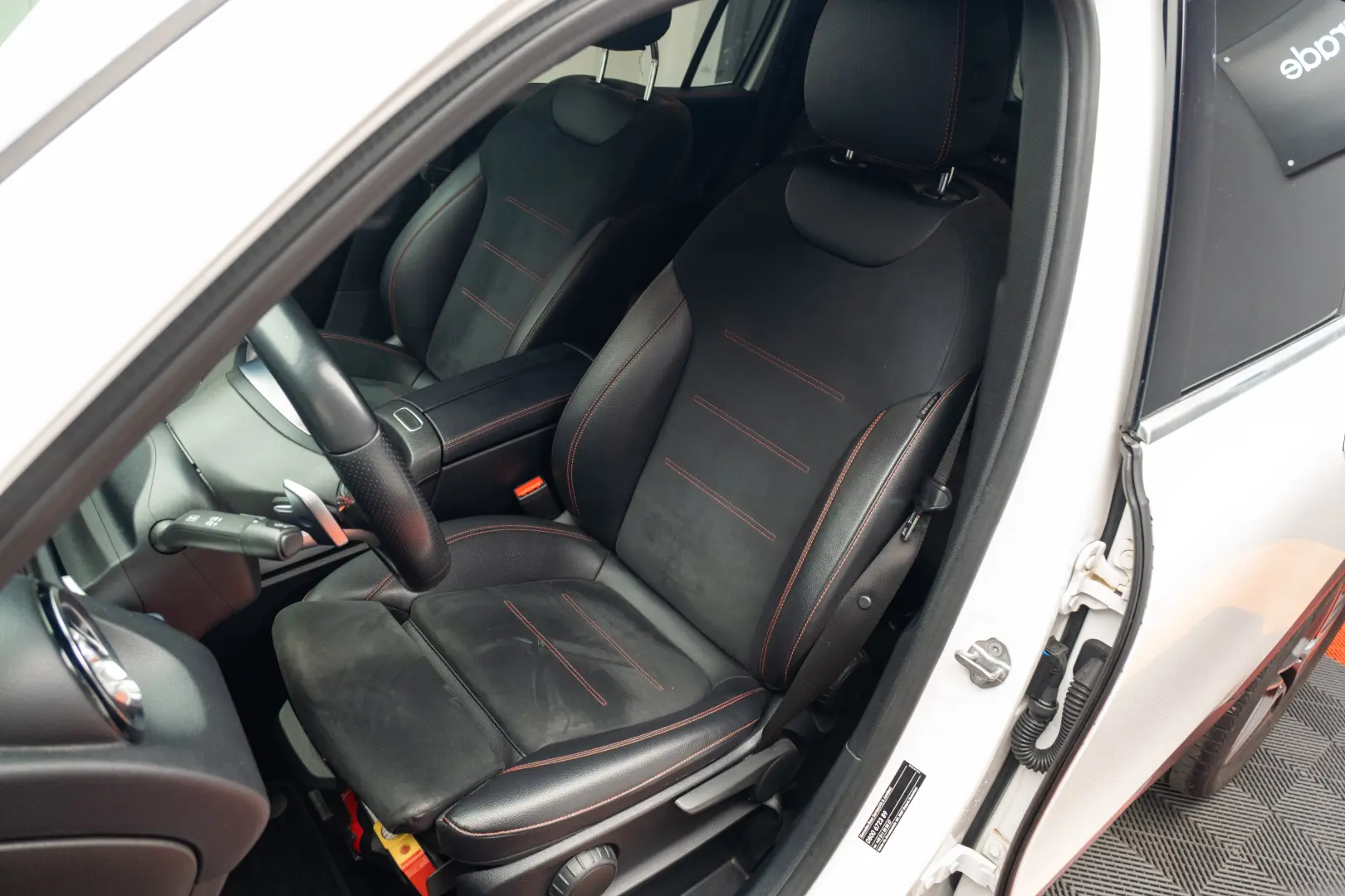 Mercedes-Benz GLB 250 AMG Line 4Matic