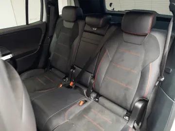 Mercedes-Benz GLB 250 AMG Line 4Matic