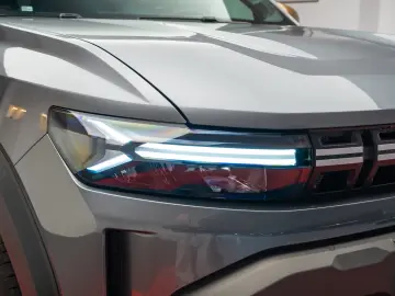 Dacia Duster - Echipare Extreme - Hybrid