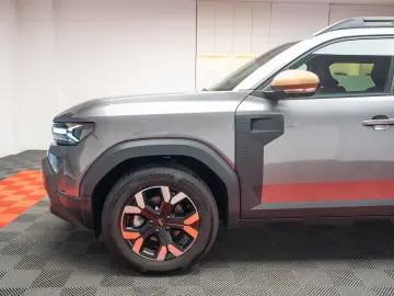 Dacia Duster - Echipare Extreme - Hybrid