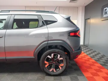 Dacia Duster - Echipare Extreme - Hybrid