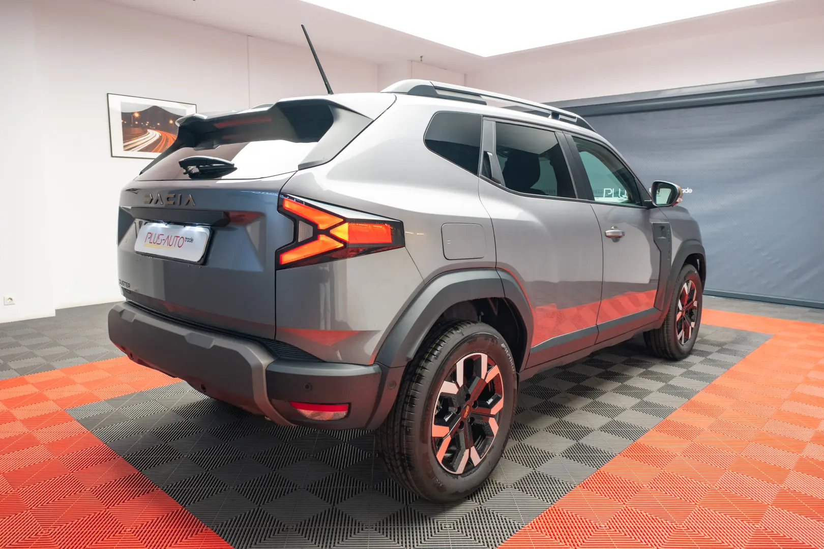 Dacia Duster - Echipare Extreme - Hybrid