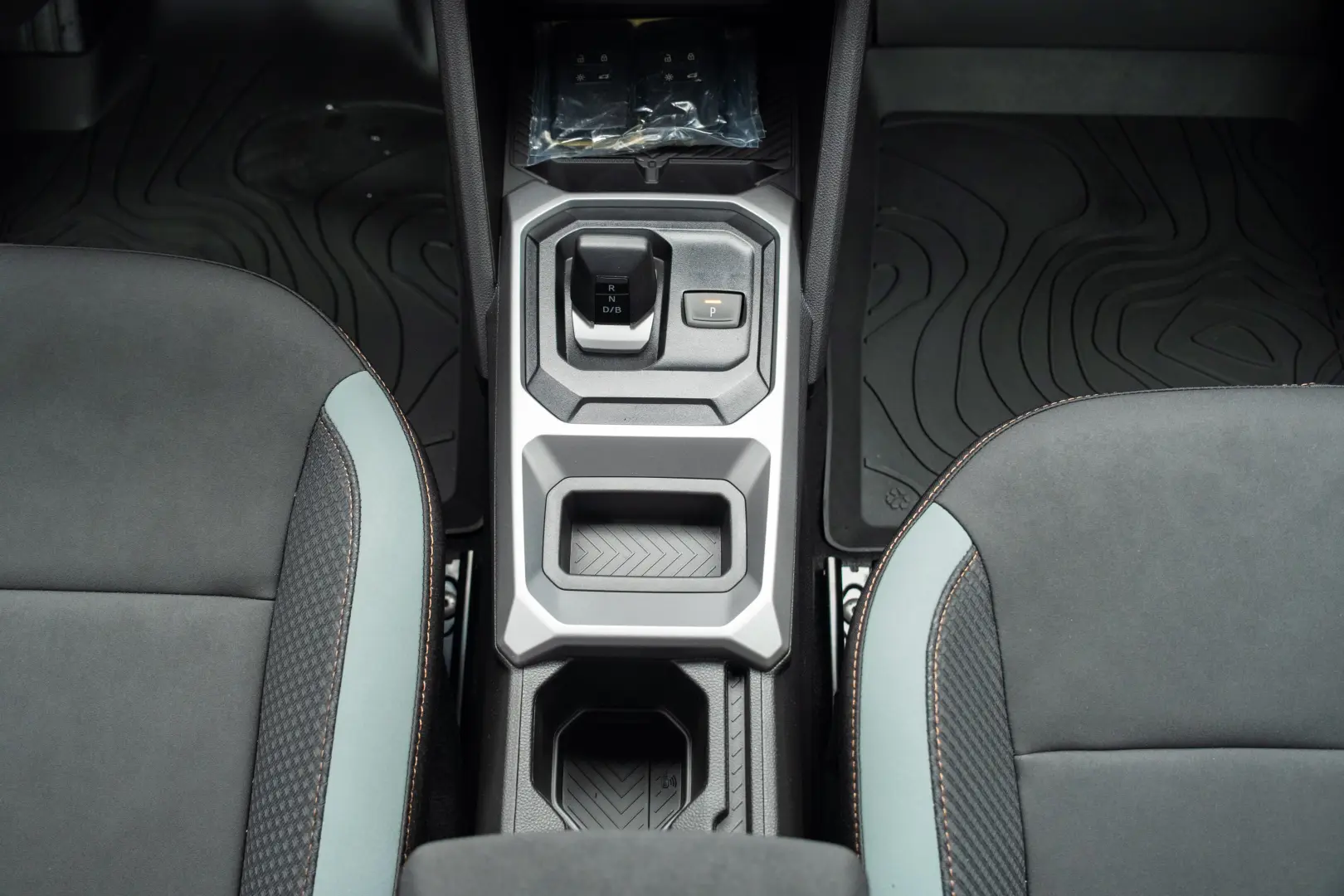 Dacia Duster - Echipare Extreme - Hybrid